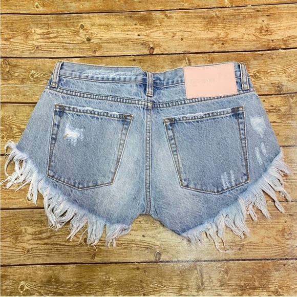 One Teaspoon denim short in Montana - Picture 3 of 4
